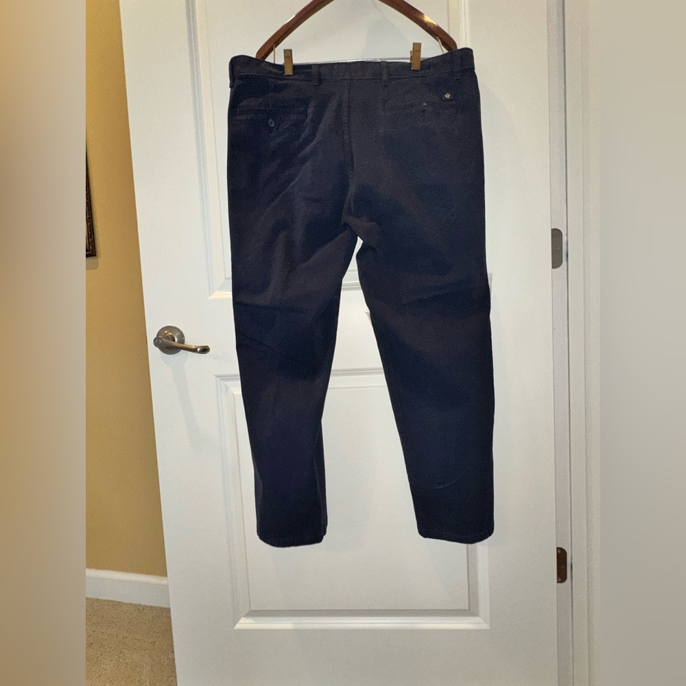 Dockers Men's Dark Blue Chinos